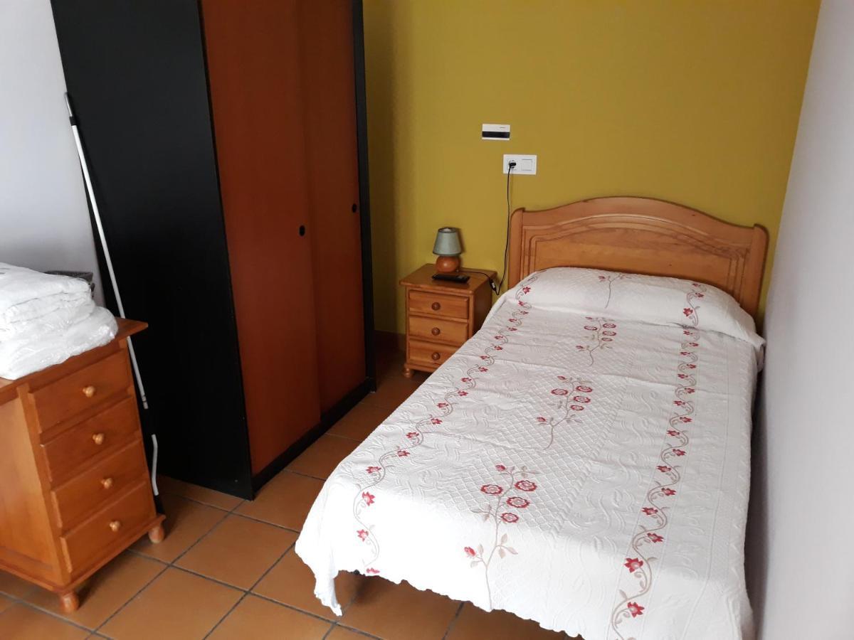Hostal Ardoi Zizur Mayor Δωμάτιο φωτογραφία